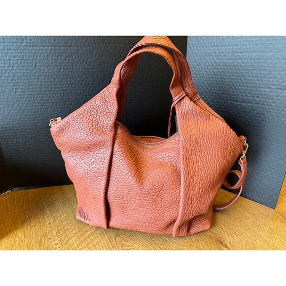 NWT Vince Camuto Steph Convertible Lamb Leather Pleated Tote Warm Spice - Picture 2 of 8